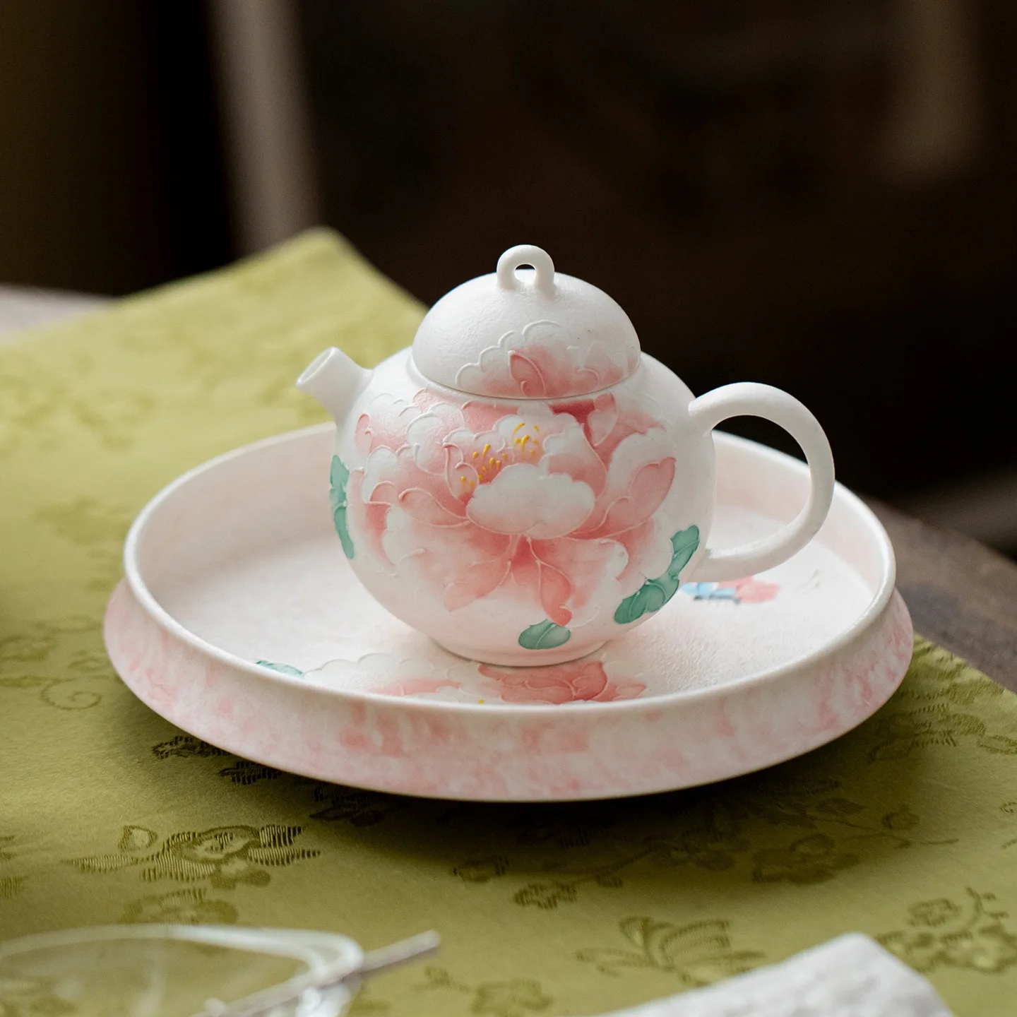 Hand Painted Light Pink Peony  - Outdoor Lighting Expressions 评论和价格